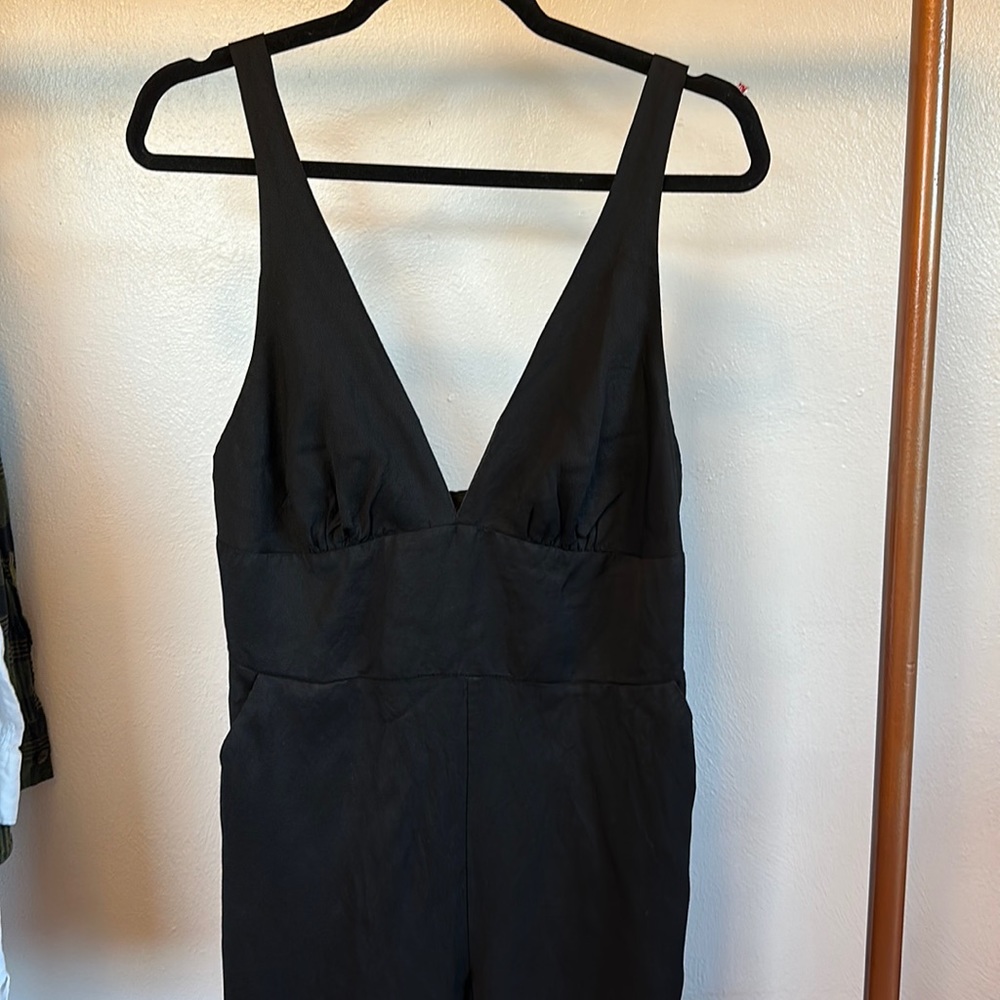 Bardot Jumpsuit, size 8. Fits smaller like a 6